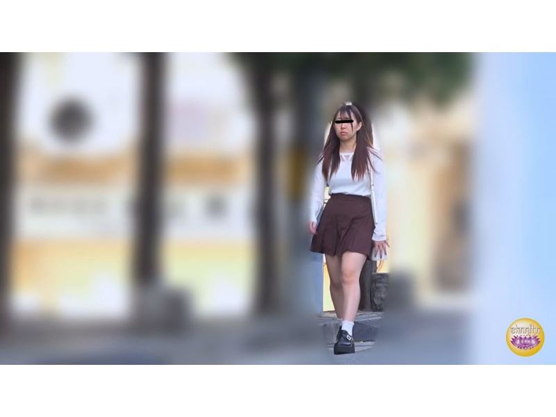 便座の無い洋式トイレ 緊急立ち小便　サンプル画像19