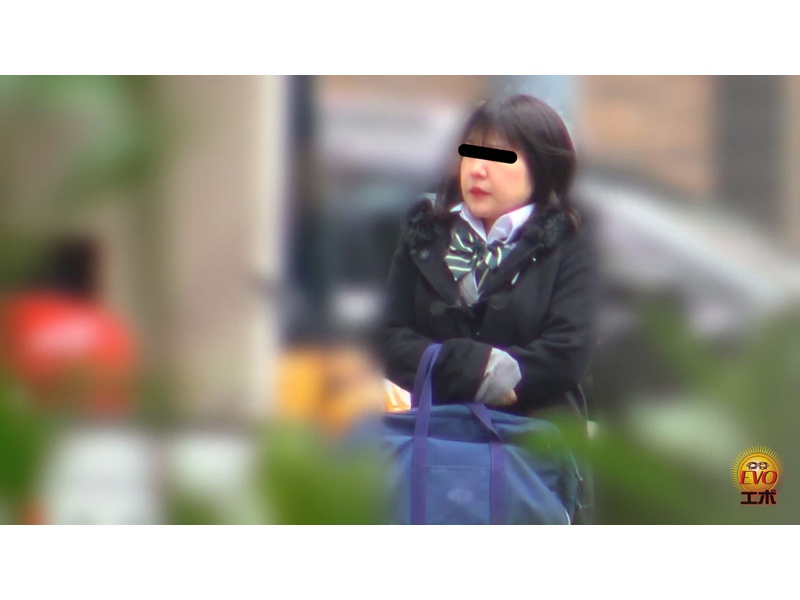 THE公衆便所大便 制服女子編　サンプル画像23