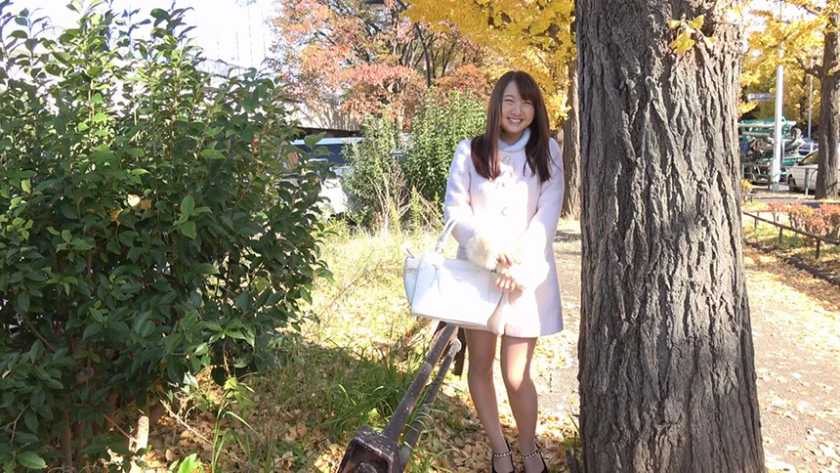 わたし、AV女優になります。新宿で見つけた現役ショップ店員水奈まい18才デビュー 　サンプル画像1