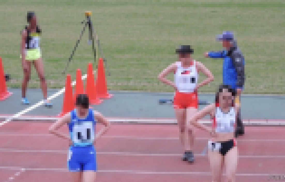 陸上競技選手権大会女子4x400mリレー【動画】スポーツ編 3303　サンプル画像1