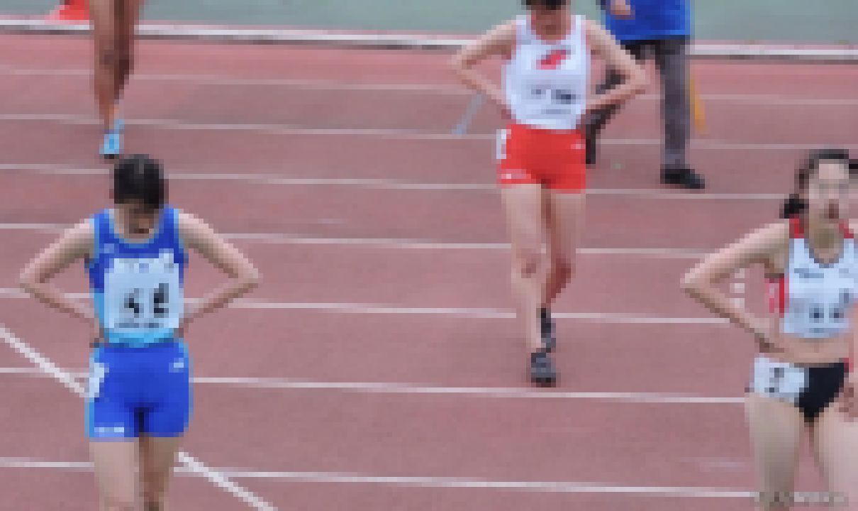 陸上競技選手権大会女子4x400mリレー【動画】スポーツ編 3303　サンプル画像2